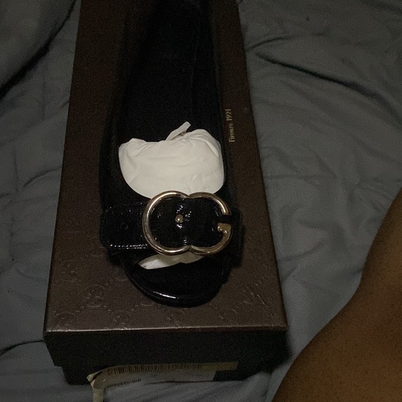 Gucci black peep toe flats - Picture 3 of 3